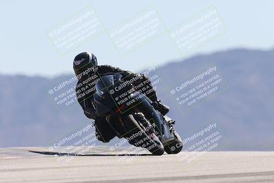 media/Oct-13-2025-Moto Forza (Mon) [[a66d839500]]/3-B Group/Session 4 (Turn 9)/